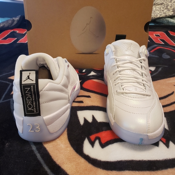 Air jordan 12's retro low easter - Picture 3 of 5